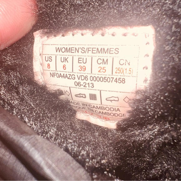 Northface Booties Size 8 - Picture 5 of 5